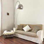 Maru Apartment